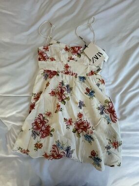 Zara Cream Floral Spaghetti-Strap Sundress